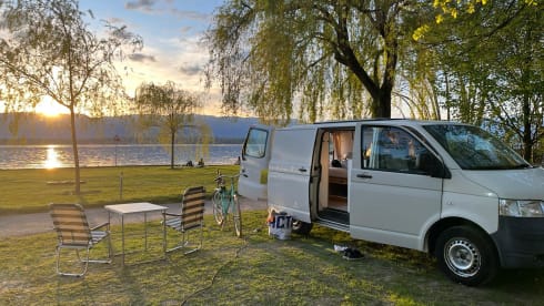 LEOPARD – Unique Volkswagen Camper (M+S Alpine tires and Euro 4!)