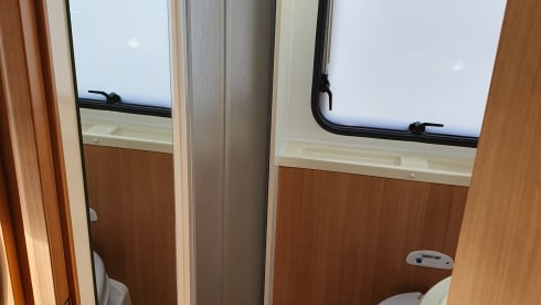Frankie G – Frankie is our beautiful & flexible 6 berth Motorhome.