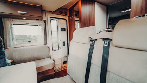 Carado T448 (2) – Very luxurious camper with length beds and fully equipped. Ultimate Freedom!