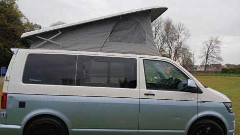 Valerie – 4 berth Volkswagen T6 Campervan