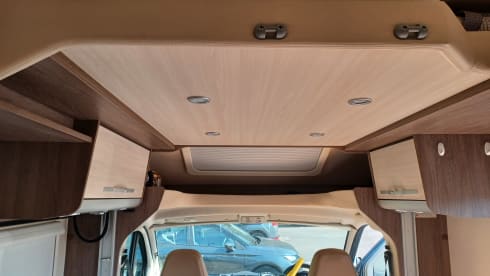 Liz – 4 berth Burstner Motorhome with Gasflow system and solar panels