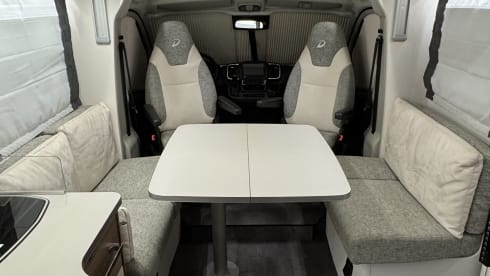 Camperverhuur Heeten – 4p Dethleffs semi-integrated uit 2024