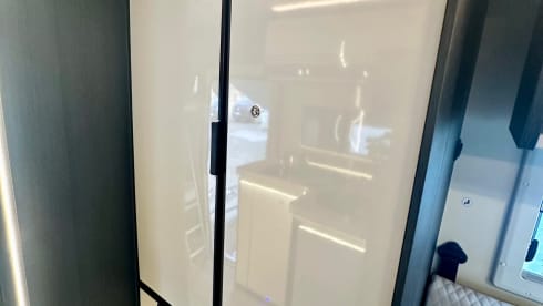 Mobilhome Op Sjok – Familievriendelijke Mobilhome – RollerTeam 274 TL Ruim Comfortabel (4p)