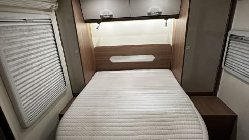 Jelle  – 4pers burstner semi-integrated with queen bed