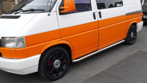 Zazu – ZAZU - VW T4 converted campervan 