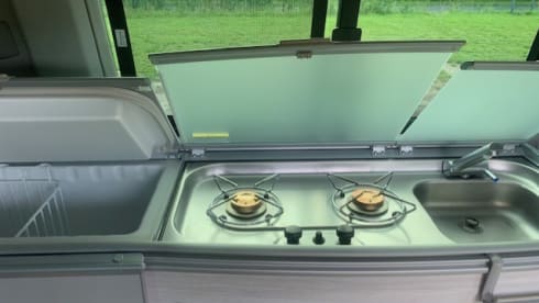 Hotel California – Blessed Volkswagen California 4p automatic