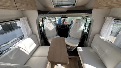 2025 Pilote Wohnmobil für 4 Personen 