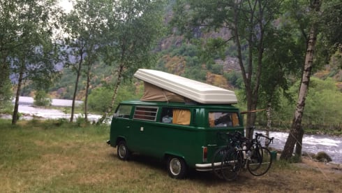 Charming Volkswagen T2 camper van from 1974