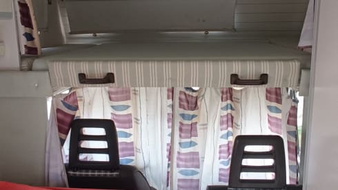 Fiat Ducato Burstner  – Travel with our Danpsy '80s!