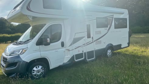 VanGough – 6 berth Fiat alcove from 2019