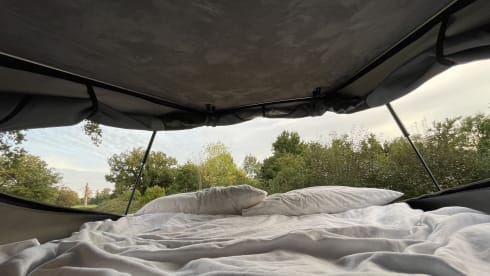 Olli – 2024 Conversion - 4 berth VW campervan from 2017 - equipment included!