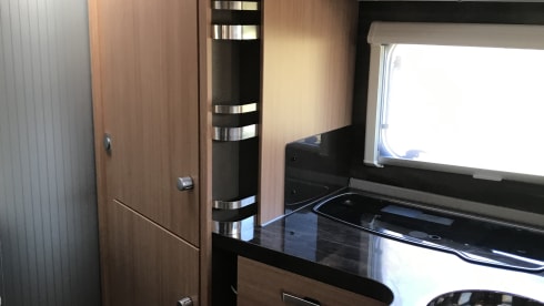 Knaus Sky Wave 650 automatic