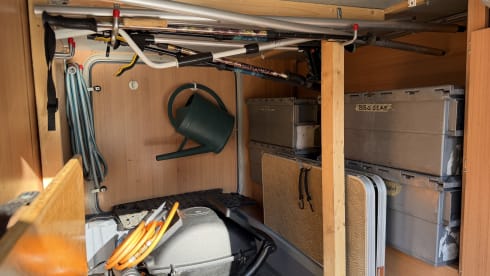 Roadtripper – Beau camping-car familial très complet avec de nombreux extras