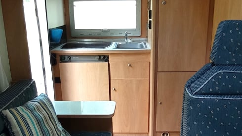 A self-contained coachbuilt for traveling freely! Pura Vida!