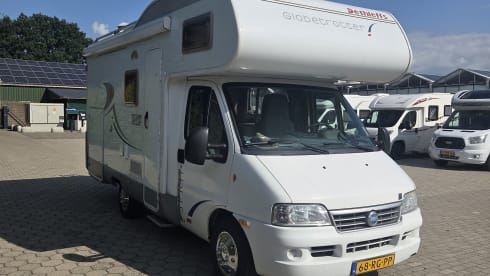 6p gezinscamper met dak airco en stapelbed!