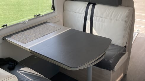 Ideale familiecamper! – Neat 7p Challenger alcove from 2021