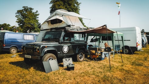 Waffle – Land Rover Dachaufbau mit 2 Schlafplätzen, Baujahr 2000
