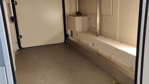 4p McLouis semi-integrated uit 2024