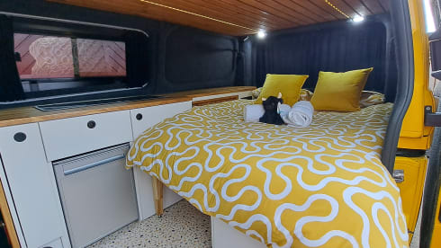"Moira" - Your 2 Berth Dreamy Yellow Camper!  *INSURANCE INCLUDED* 