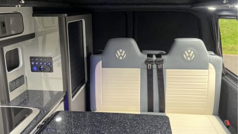 Luke – 4 berth Volkswagen campervan from 2020