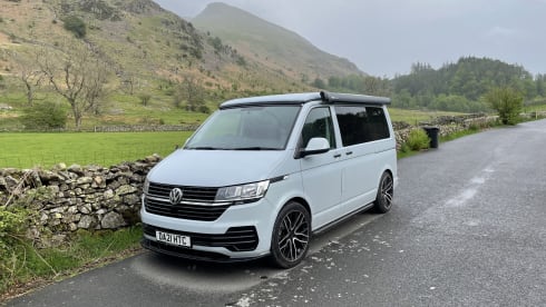 SILVERFOX – Adventure Ready 4 berth Volkswagen campervan from 2021