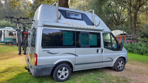 De Nugget – 4p Ford bus from 2008