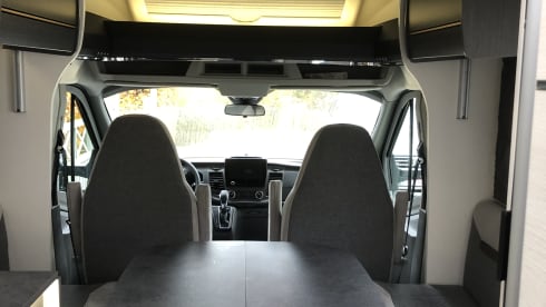Ford 2BEV234 – 4p Chausson Half-Integraal uit 2021