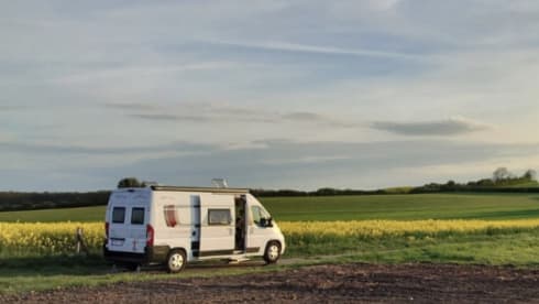 Mobi – 4p Citroën bus uit 2023