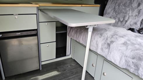 Reggie – 2025 Renault Crusader Off-Grid 4-berth Campervan