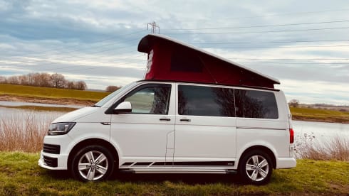 Oban Away – 4 berth 2017 Volkswagen campervan