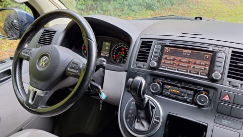 Gijs – 4p Volkswagen campervan from 2010