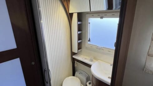 Wunderschöner McLouis Alkoven für 6 Personen aus dem Jahr 2013 