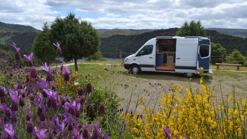 Quincy – Boutique hotel vibes in a stylish off-grid camper