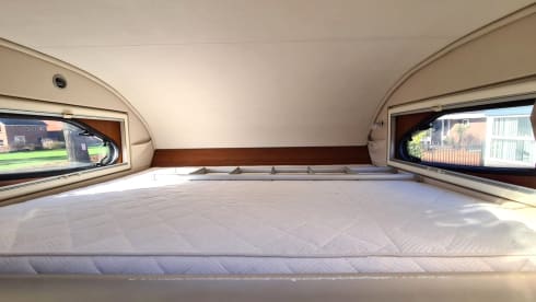 Cas Camper – 5p Alcove Family Camper