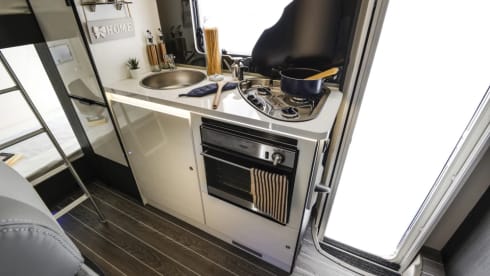 Ringo – A motorhome that is sure to wow families, New 2023 6 berth Zefiro 675