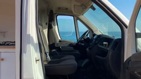 The sunchaser – Peugeot boxer 2018 OFF-GRID