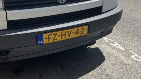 Cody – 4p Volkswagen campervan uit 1992
