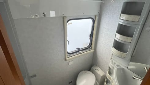 De Grote Vriendelijke Reus – Cozy 4-person family camper