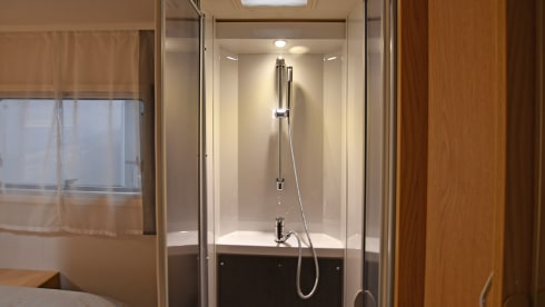 4p Sunlight semi-integrato dal 2025