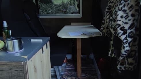 Sneeuwwitje  – 4-seater Volkswagen bus from 1996