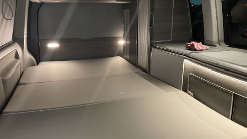 CalOcT6 – 4p Volkswagen campervan from 2018