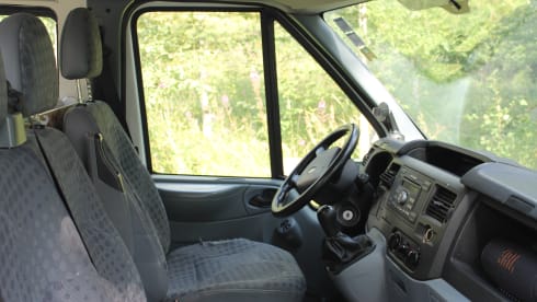 AdVANture – 2p Ford campervan from 2008