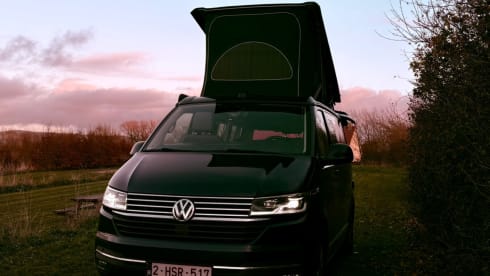 Kamiel – VW California Ocean (T6)  - automaat - full option - fietsenrek