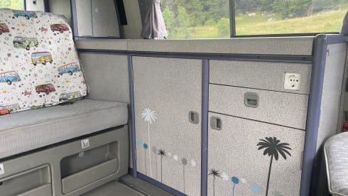 GO-CAMP 2 – Volkswagen t4 California from 1993