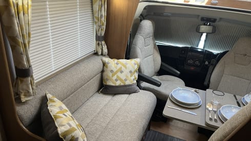 4 berth - Autotrail Tribute T-715 