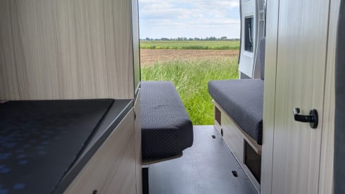 Sunliving Bus – 3p Sun Living bus from 2025