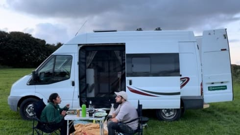 Fern the Ford Transit – 🚐✨ Meet Fern – Your Home on Wheels for the Ultimate Getaway! ✨🚐