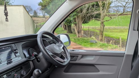 Vanziet – Custom Converted 4 Berth T6 - perfect for your next adventure 