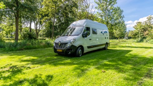 ORBIS – 2p Renault bus from 2018 Travel case built for convenience. none like this