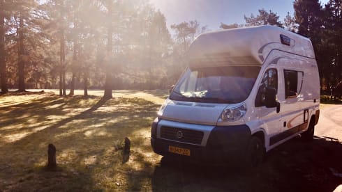 Modern family camper with 4 fixed beds and plenty of storage space